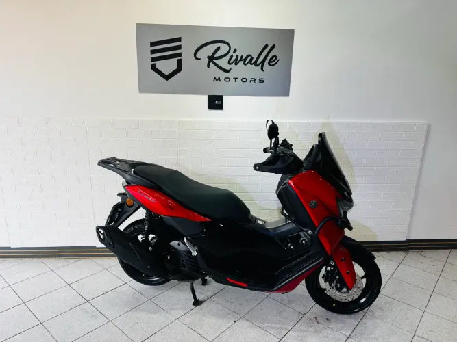 YAMAHA NMAX CONNECTED