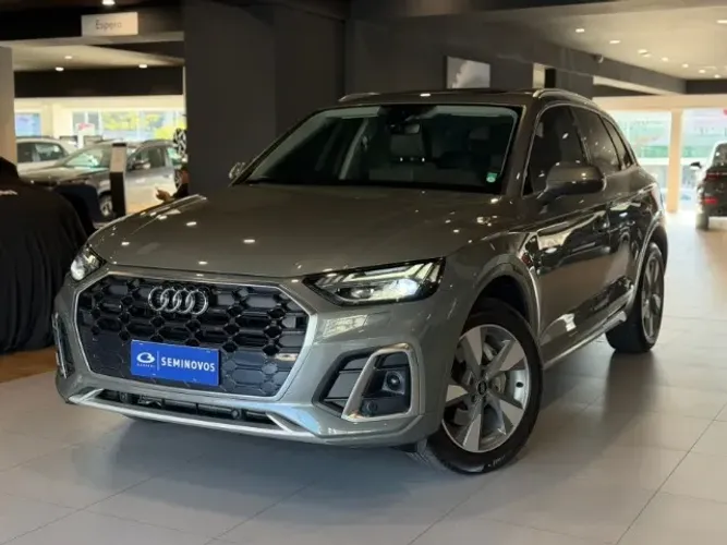 Audi Q5 S-line Black 2.0 TFSI Quat. S-tronic 2024