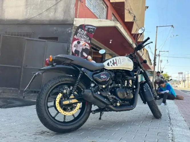 Royal Enfield Hunter 350 Dapper Branca ABS 2024