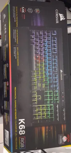 Teclado mecanico corsair k68