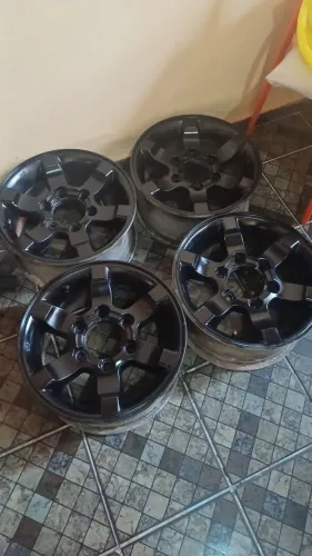 4 Rodas de liga leve Nissan Frontier Aro 15- jogo completo
