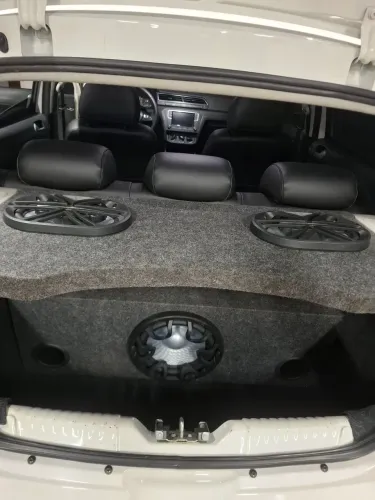 Som automotivo