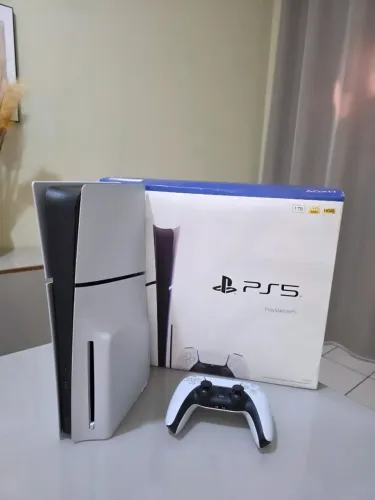 PS5 SLIM MIDIA FISICA + 4 JOGOS