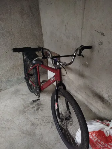 Bike montadinha, pra vender rápido