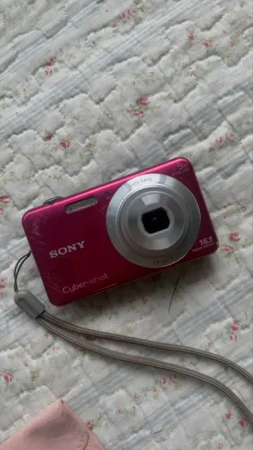 Câmera Digital Sony Cybershot rosa 16.1MP