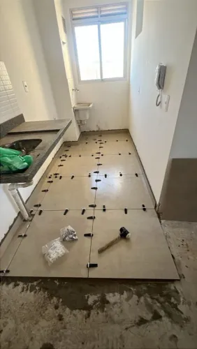 AZULEGISTA RD PISOS Cliente não perca tempo faça já seu orçamento e realize sua mão de