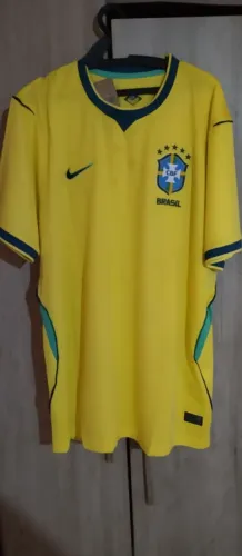 Camisa do brasil 2xl tenho uma duas camisa guarda novas adquira a sua leia