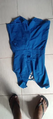 Roupas femininas semi nova 