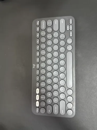 Teclado Logitech Peble Keys 2 K380s Sem Fio Bluetooth