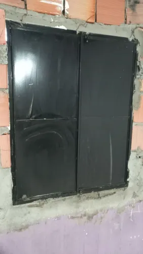 Vendo janela de ferro nova mas usada, troquei por outra 8 meses de uso