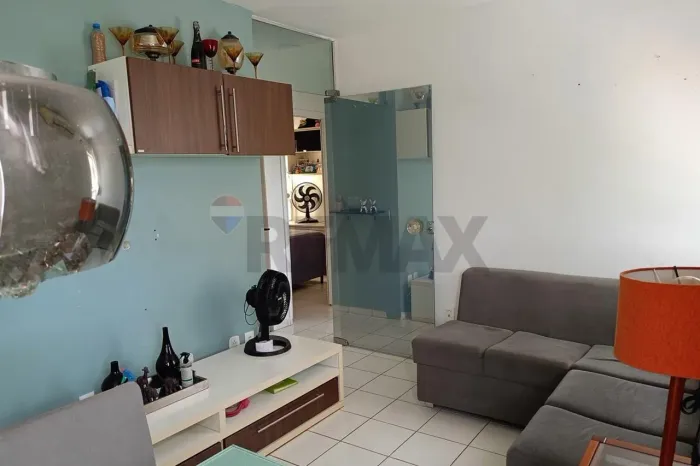 Apartamento no São Jorge, Maceió: 2 Quartos - PORTEIRA FECHADA