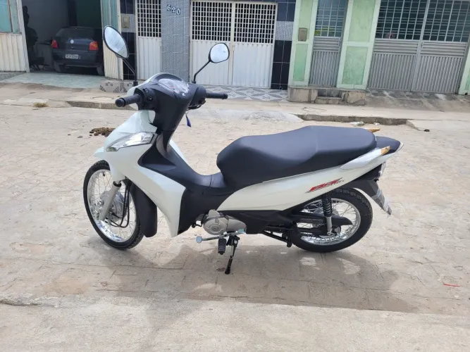 Biz 110i Branca
