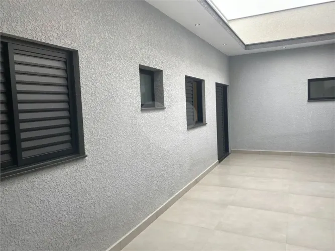 Casa à venda com 3 suítes no condomínio Condomíno Helena Maria, Sorocaba - SP