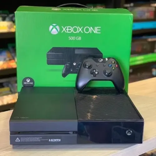 Xbox One na caixa com jogo a escolha,controle,brinde e garantia em até 18x!Troca!Entrega!
