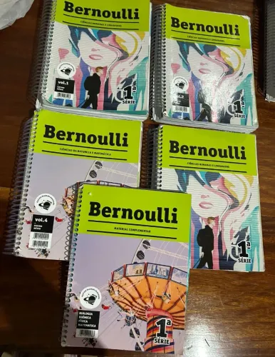 5 Livros Bernoulli 1° ano