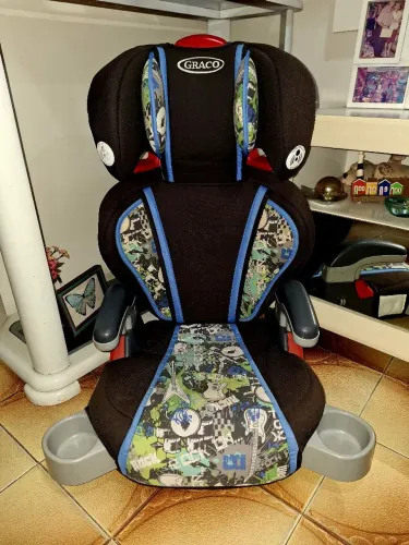 Cadeirinha de Carro Graco Turbo Boosther 2 em 1 Modelo Rockout C/ Porta Copos Mto Nova!!!