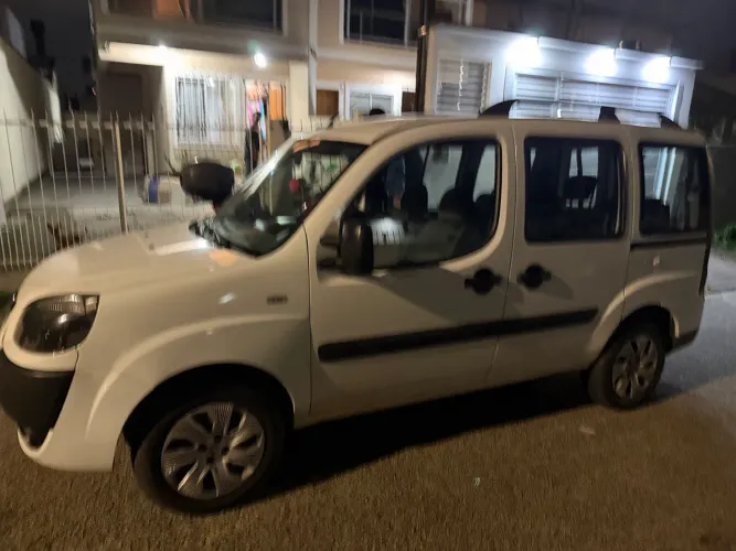 Fiat Doblo Essence 1.8 Flex 16V 5P 2021
