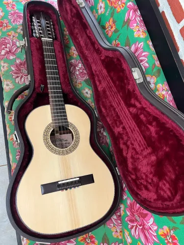 Viola caipira Luthier Rodrigo Araújo COM CASE