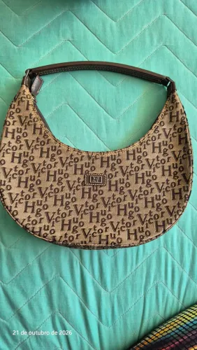 BOLSA VICTOR HUGO DE MÃO 