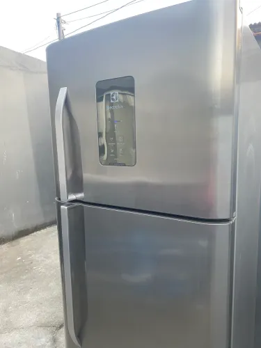 Geladeira Electrolux Frost Free Inox - Funcionando 100%