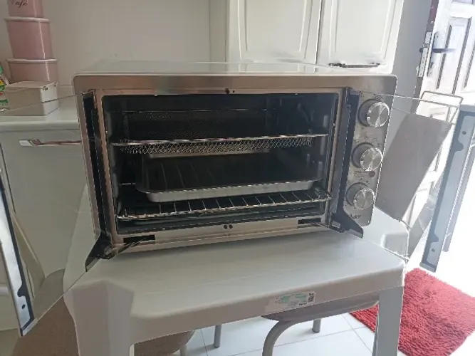 Forno Elétrico Oster com Air Fryer Sem Óleo 2 em 1