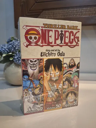 One Piece 3 em 1 INGLÊS, volumes 49, 50 e 51 LACRADO