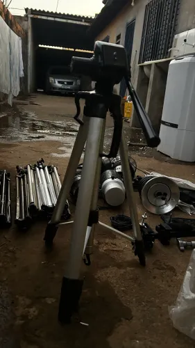 Tripé de câmera profissional 