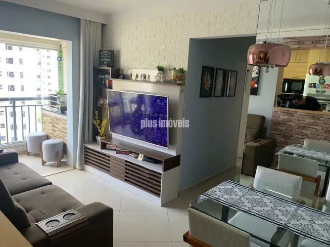 EXCELENTE LOCALIZAÇÃO, CONDOMINIO CLUBE APTO COM 51M²AU 2 DORMS, AMPLO LIVING COM TÇO, GAR