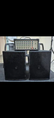 2 caixas ( Driver Dti 220 jbl e falante JBl 15 polegadas com Cabecote 8 canais