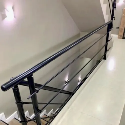 Guarda corpo em alumínio segurança e elegância partir de R$230,00por metro  