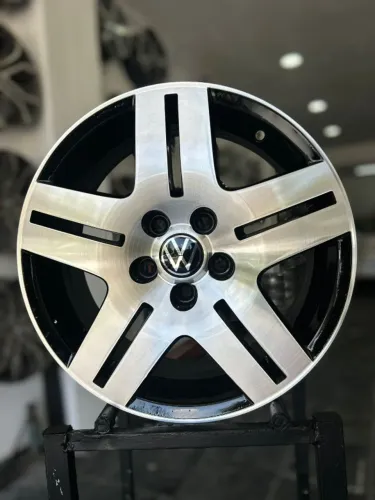 Jogo de rodas Volkswagen Fox Long beach aro 15