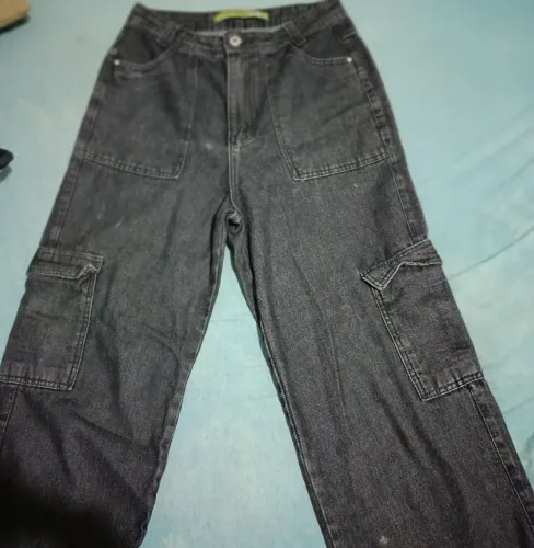 Calça jeans preta