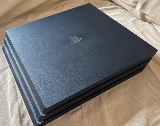 PS4 PRO com 1TB - Play Station 4 PRO, funcionando 100%!