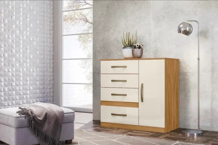 Cômoda com 4 Gavetas e 1 Porta