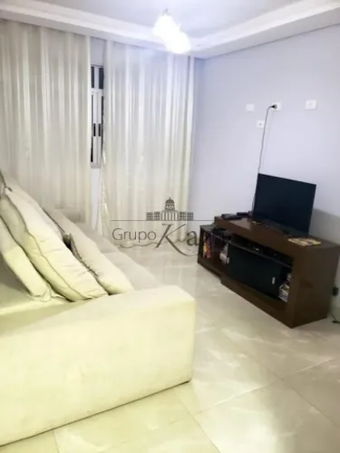 Apartamento - Vista Verde - Condomínio Residencial JK - 3 Dormitórios - 84m².
