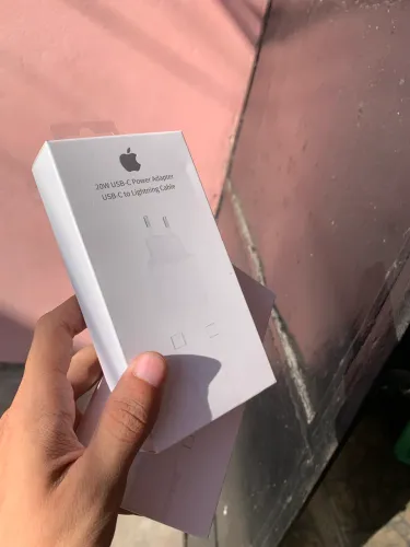 Carregador para iPhone XR / 11 / 12