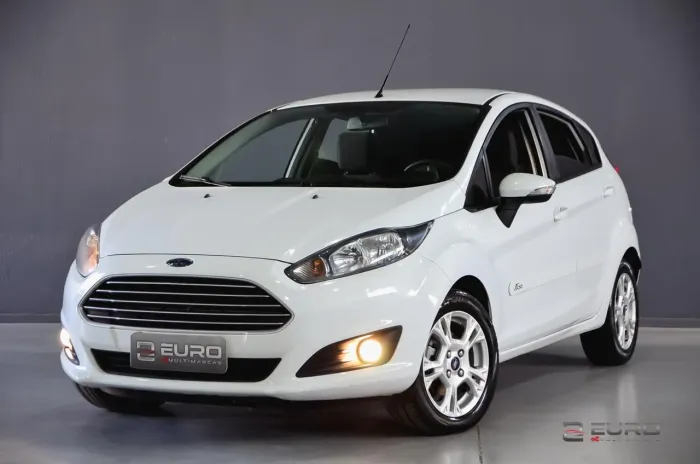 Ford Fiesta 1.6 16V Flex Aut. 5P 2016