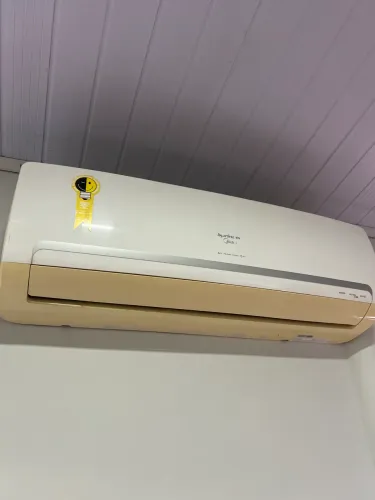 Ar-condicionado 18.000 BTUS INVERTER Springer Mídea