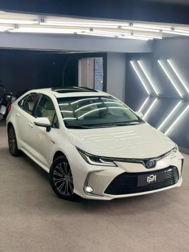 Toyota Corolla Altis Prem. Hybrid 1.8 Flex AUT 2023