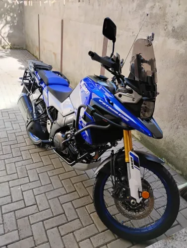 SUZUKI V-STROM 1050 24/25, ÚNICO DONO, APENAS 8.500km, VÁRIOS ACESSÓRIOS