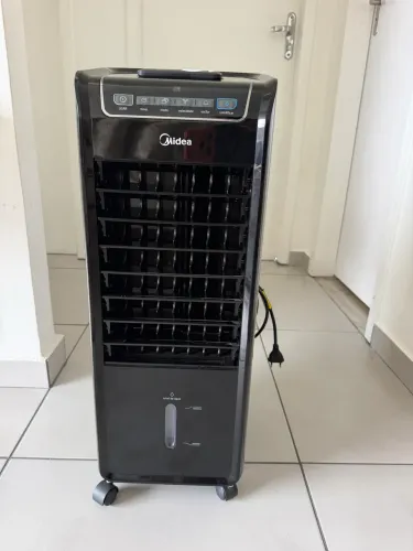 Vendo climatizador MIDEA em perfeito estado