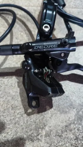 Freios SHIMANO DEORE M6100
