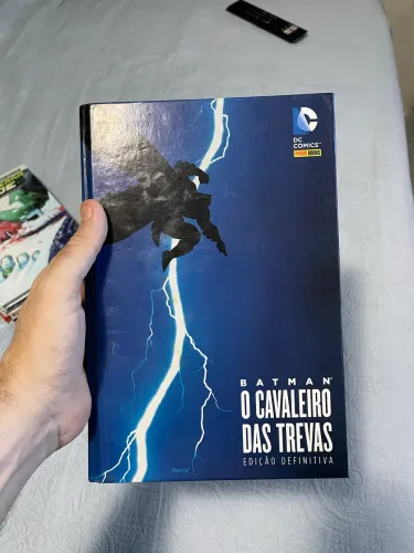 Vendo edição edição definitiva de Batman o cavaleiro das trevas