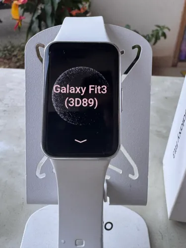 Samsung Galaxy Fit 3 Prata | Estado de Zero | Completo na Caixa