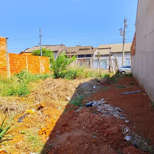 Lote no Santa fé, ótima localização!!!