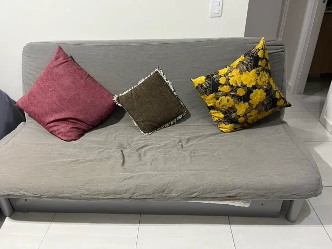 Sofá cama comprado na Ikea da Alemanha 