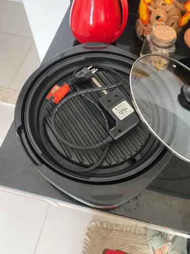 Grill elétrico Cadence