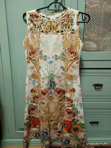 Vestidos marca Intuição