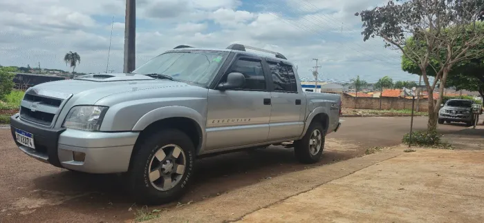 Chevrolet S10 Pick-up Exec. 2.8 4X4 CD TB Int.dies 2011