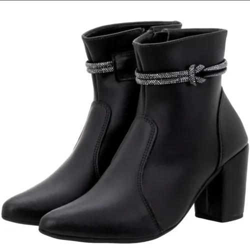 BOTA FEMININA SALTO GROSSO COM DETALHE STRASS N°36